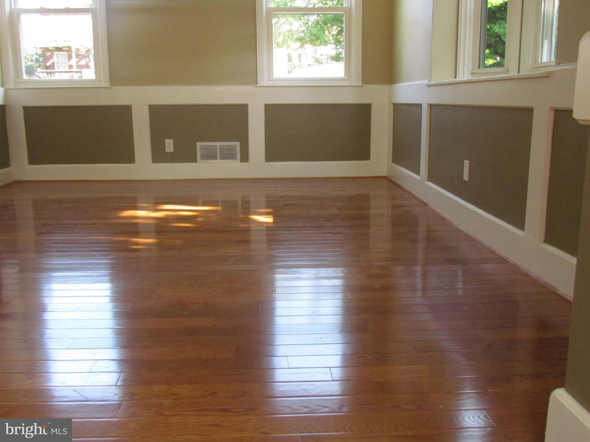 1526 Oakridge Road Baltimore, MD 21218 - Photo 19 of 24 Interior (General)