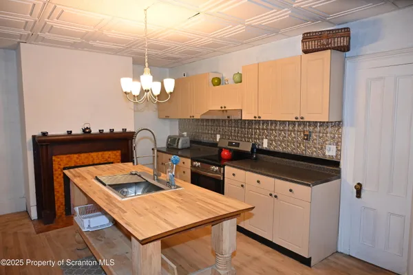 $234,900 | 521 Washington Street, Susquehanna, PA 18847