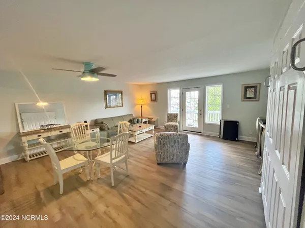 $1,350 | 116 Dock Side Drive, New Bern, NC 28560