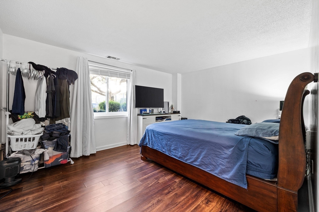 14 Bourbon Street, Unit 25 Peabody, MA 01960 - Photo 18 of 33