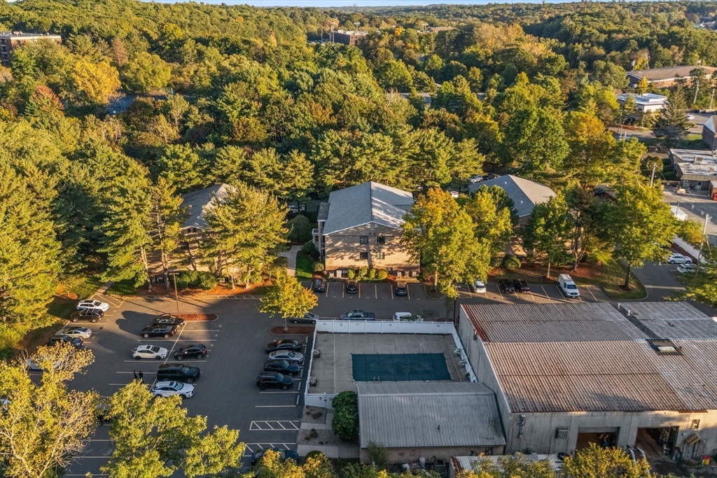 14 Bourbon Street, Unit 25 Peabody, MA 01960 - Photo 30 of 33