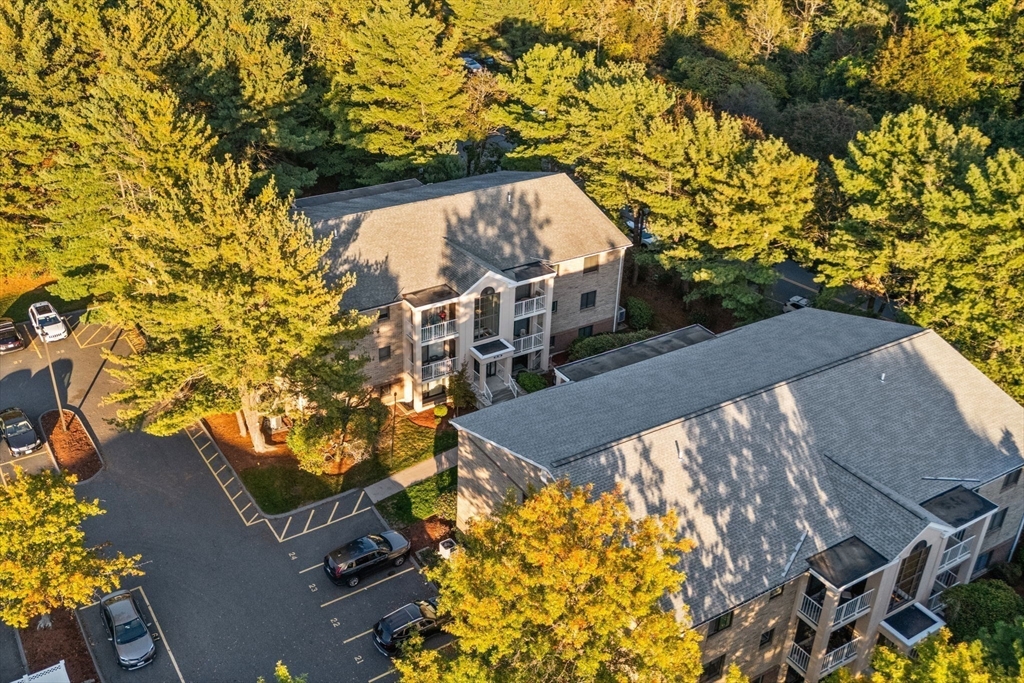 14 Bourbon Street, Unit 25 Peabody, MA 01960 - Photo 31 of 33