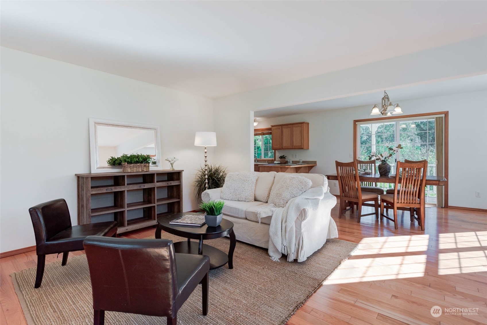 11 North Carpenter Road Snohomish, WA 98290 - Photo 4 of 38 a living room with furniture wooden floor and a window