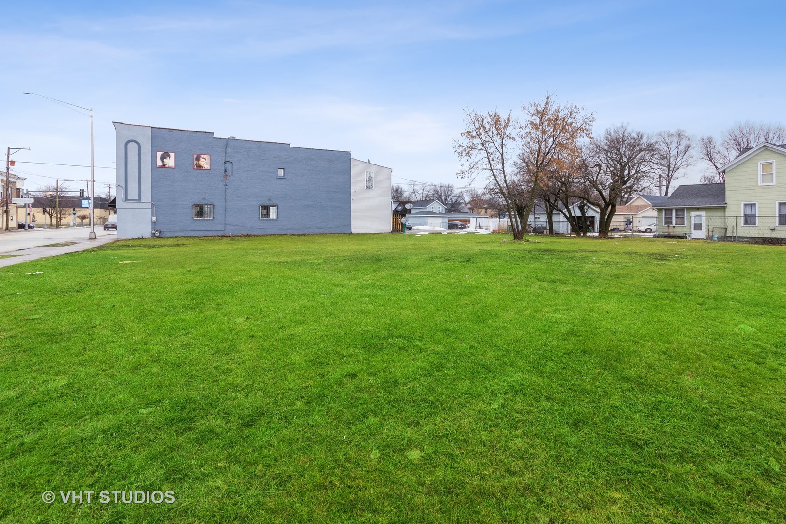 456 Collins Street Joliet, IL 60432 - Photo 8 of 8 a view of a outdoor space