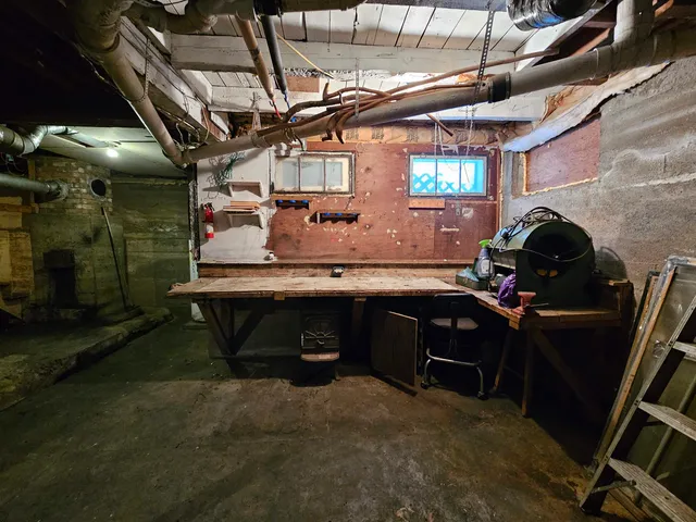 $250,000 | 32 Prospect Rock Road, Johnson, VT 05656