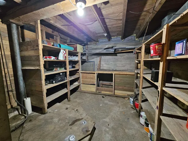 $250,000 | 32 Prospect Rock Road, Johnson, VT 05656