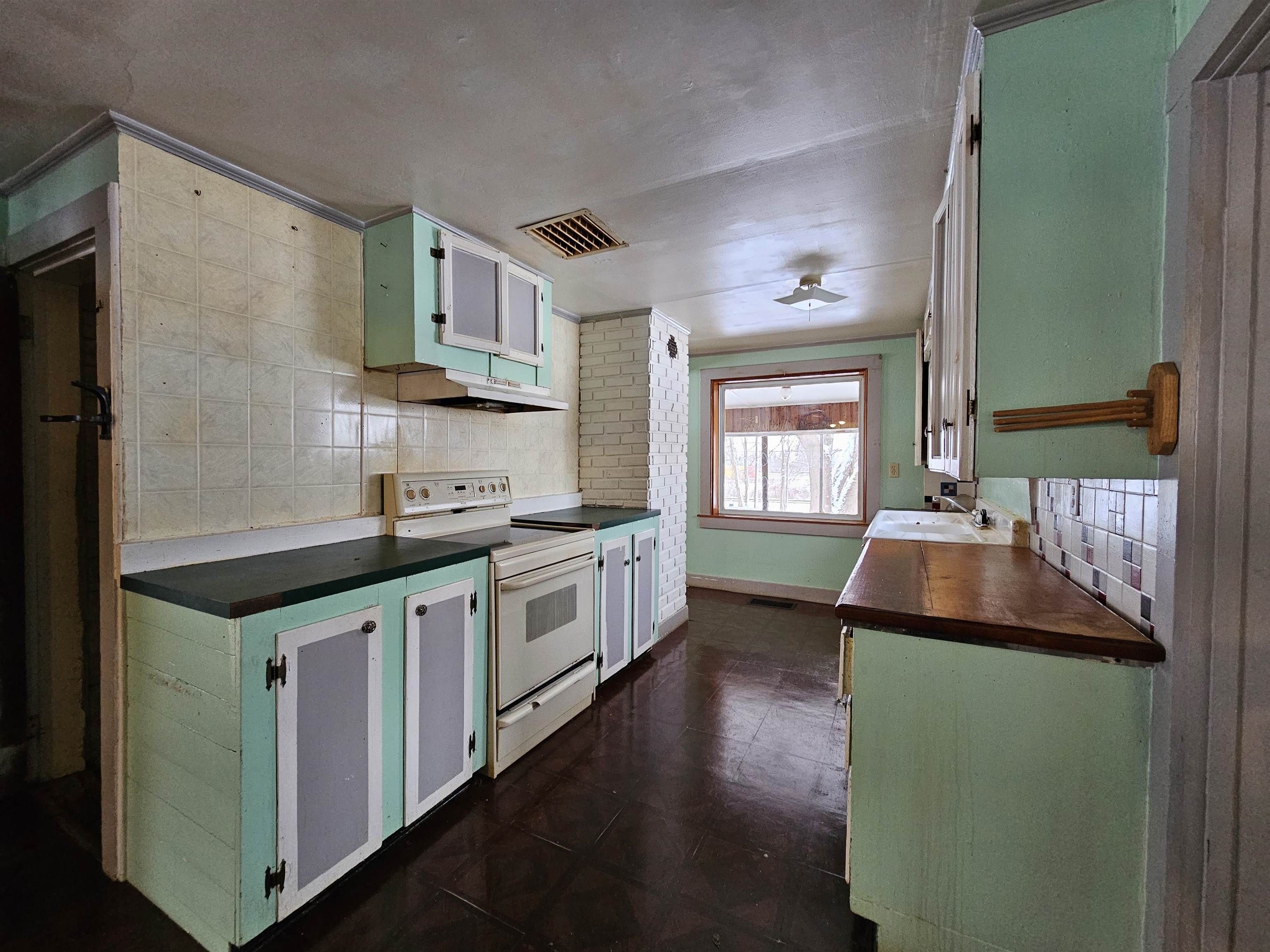 32 Prospect Rock Road Johnson, VT 05656 - Photo 8 of 29