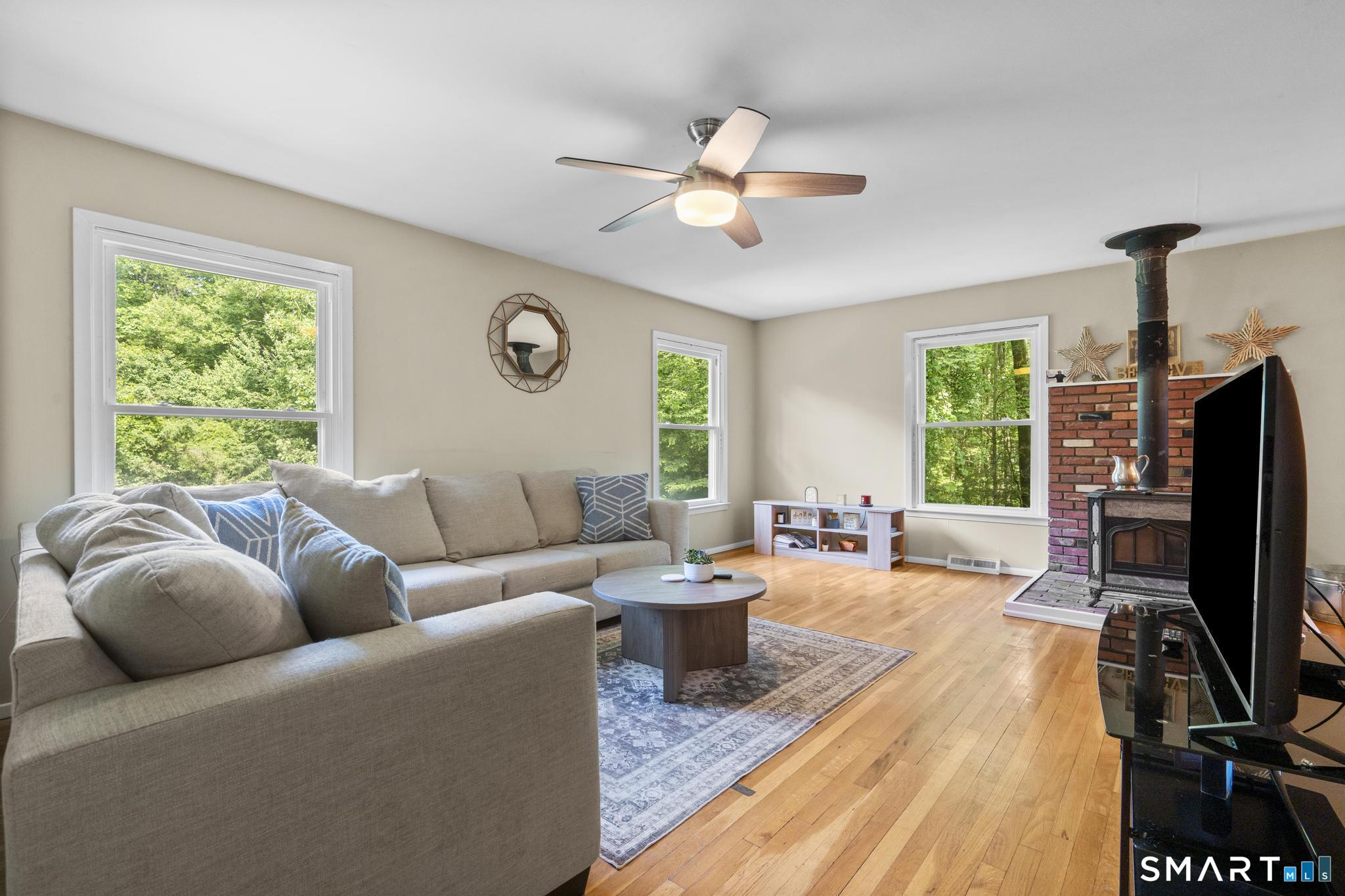 293 Guinea Road Monroe, CT 06468 - Photo 2 of 30