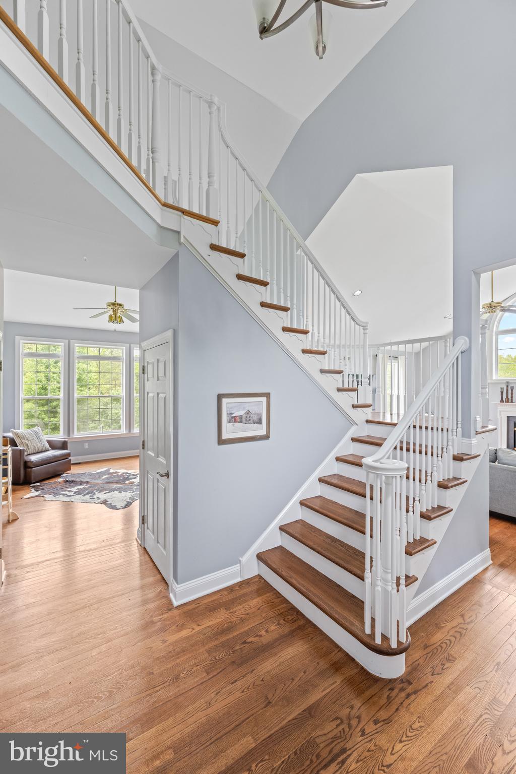 592 West Creek Road West Chester, PA 19382 - Photo 4 of 60 airy 2-story Foyer