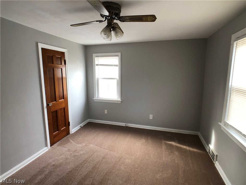 4186 Delroy Road Cleveland, OH 44121 - Photo 16 of 27