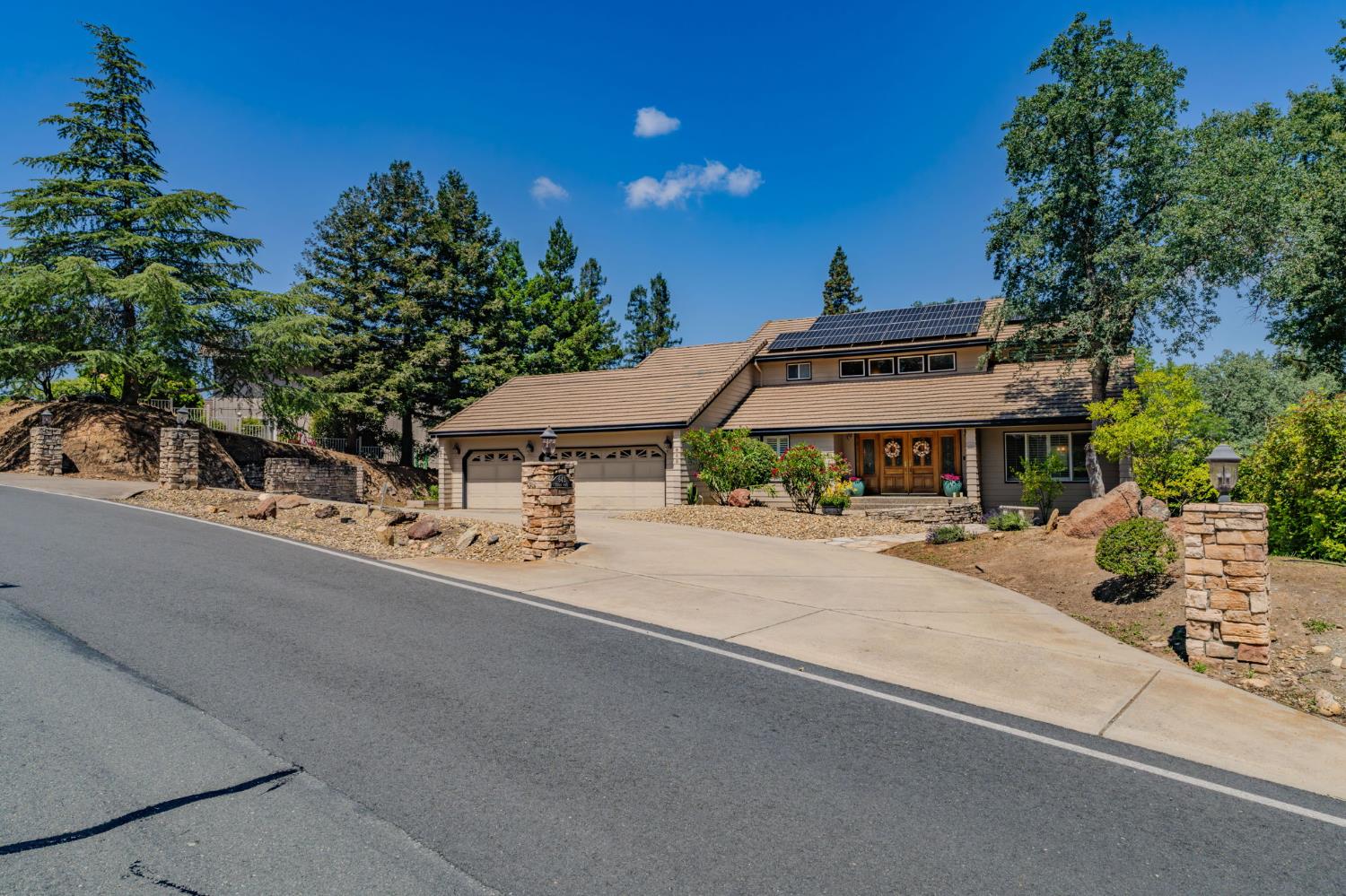 643 Silver Road Valley Springs, CA 95252 - Photo 4 of 99