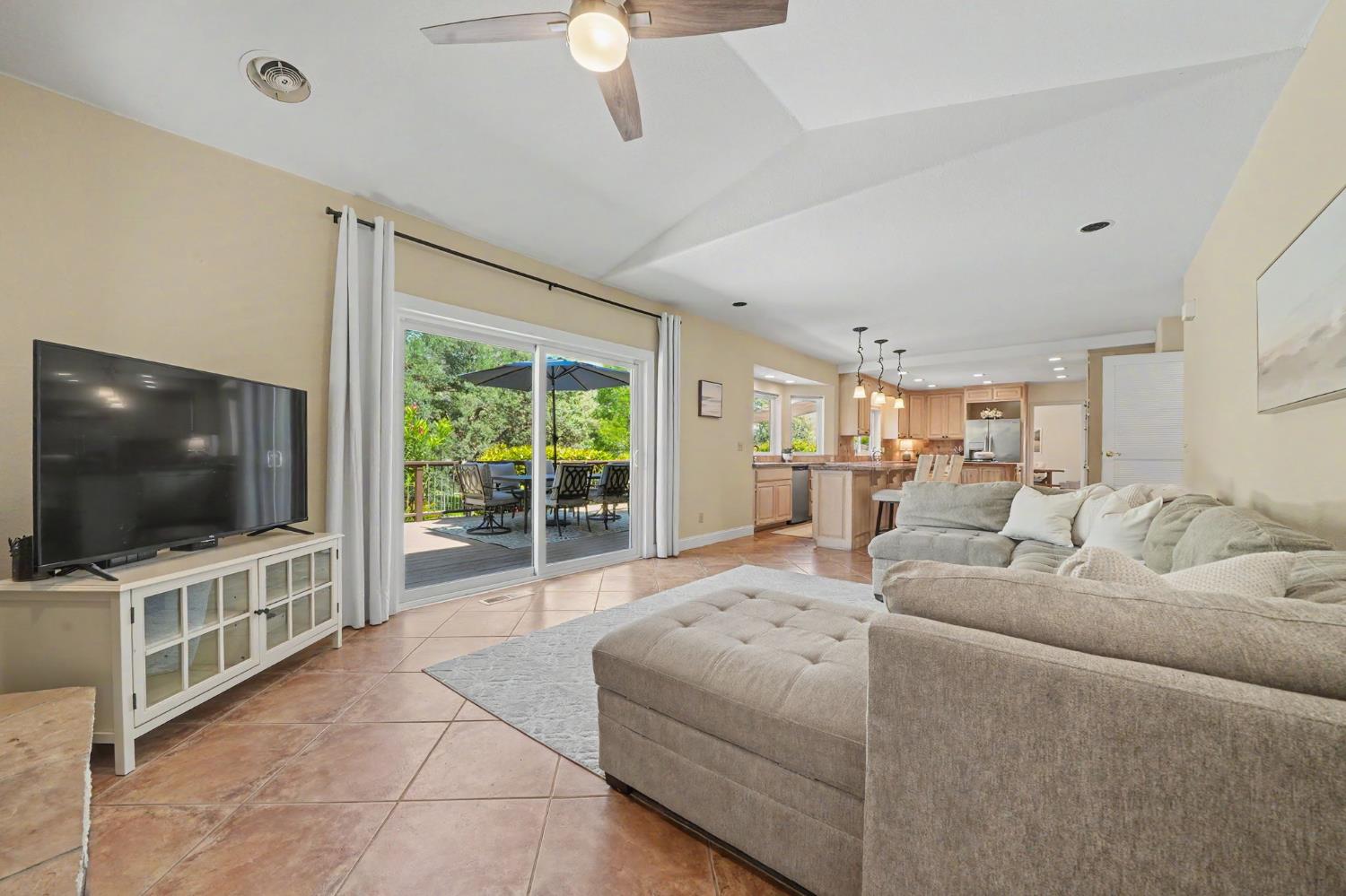 643 Silver Road Valley Springs, CA 95252 - Photo 44 of 99