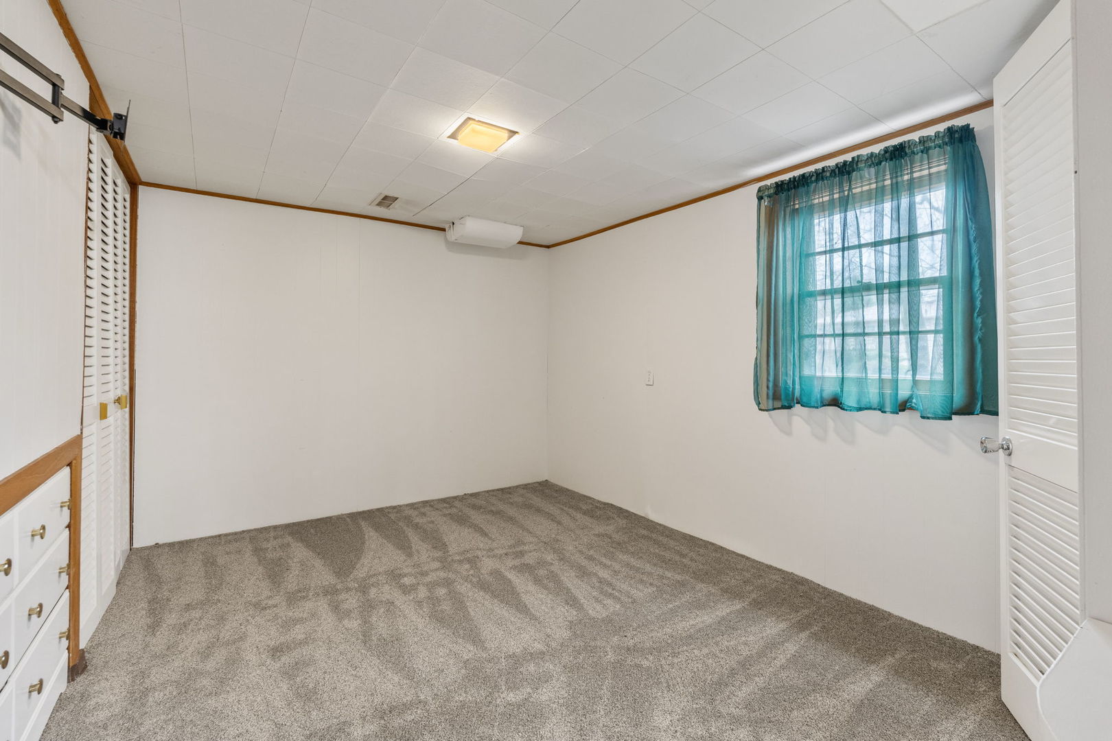 3103 15th Street A Moline, IL 61265 - Photo 18 of 33 a view of an empty room