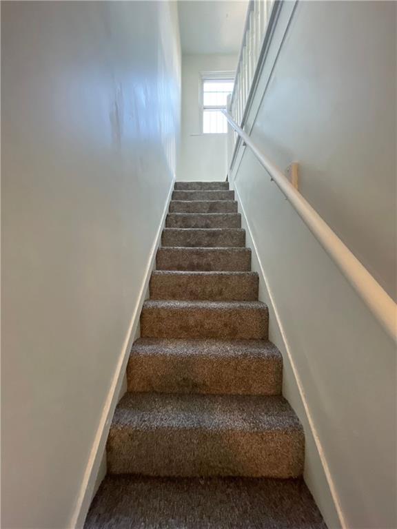 1367 Montezuma Street Pittsburgh, PA 15206 - Photo 33 of 43