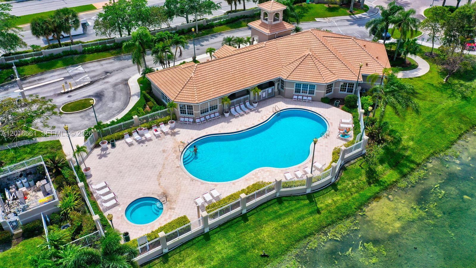 5045 Wiles Road, Unit 201 Pompano Beach, FL 33073 - Photo 5 of 15 Photo 5