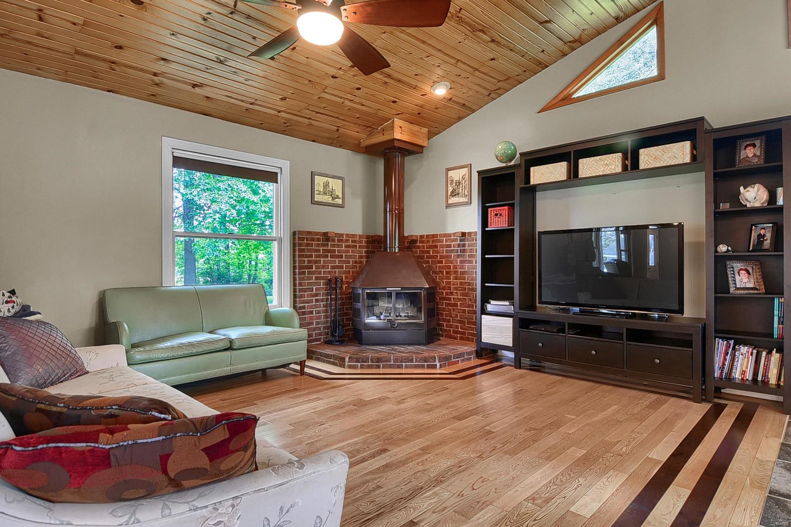 10558 Hickory Flat Road Highland, IL 62249 - Photo 4 of 42
