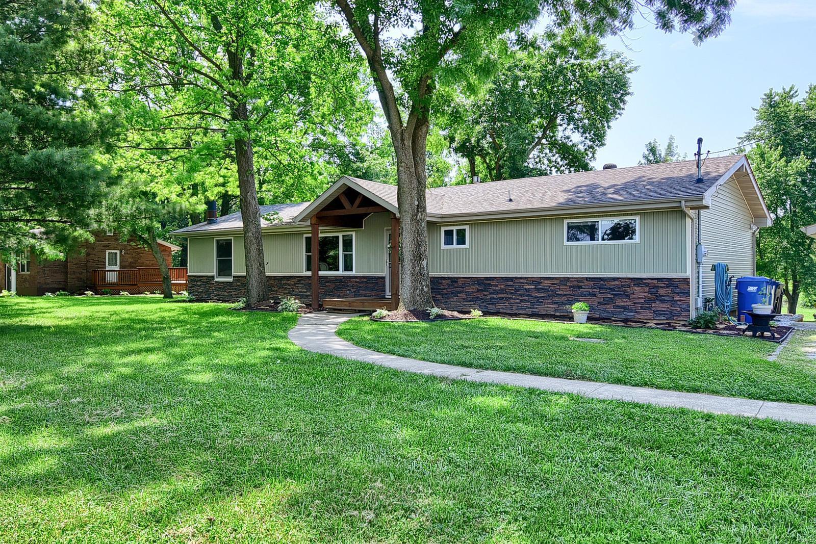 10558 Hickory Flat Road Highland, IL 62249 - Photo 34 of 42