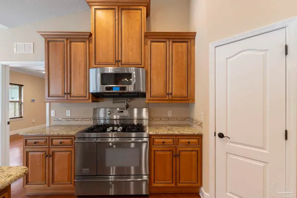 $699,000 | 950 Paradise Beach Circle, Pensacola, FL 32506