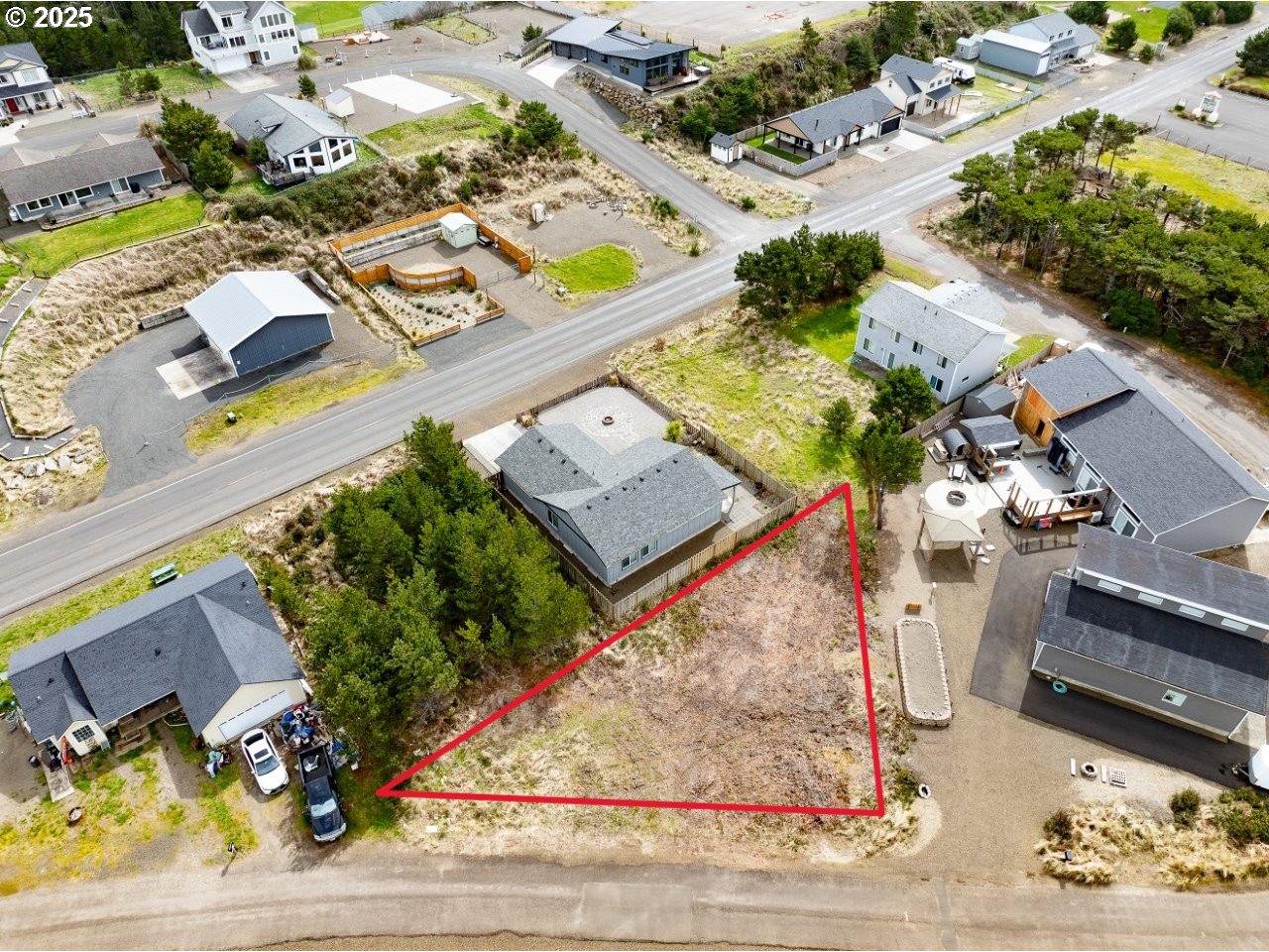31802 H Place Ocean Park, WA 98640 - Photo 7 of 9 an aerial view of a residential houses with yard
