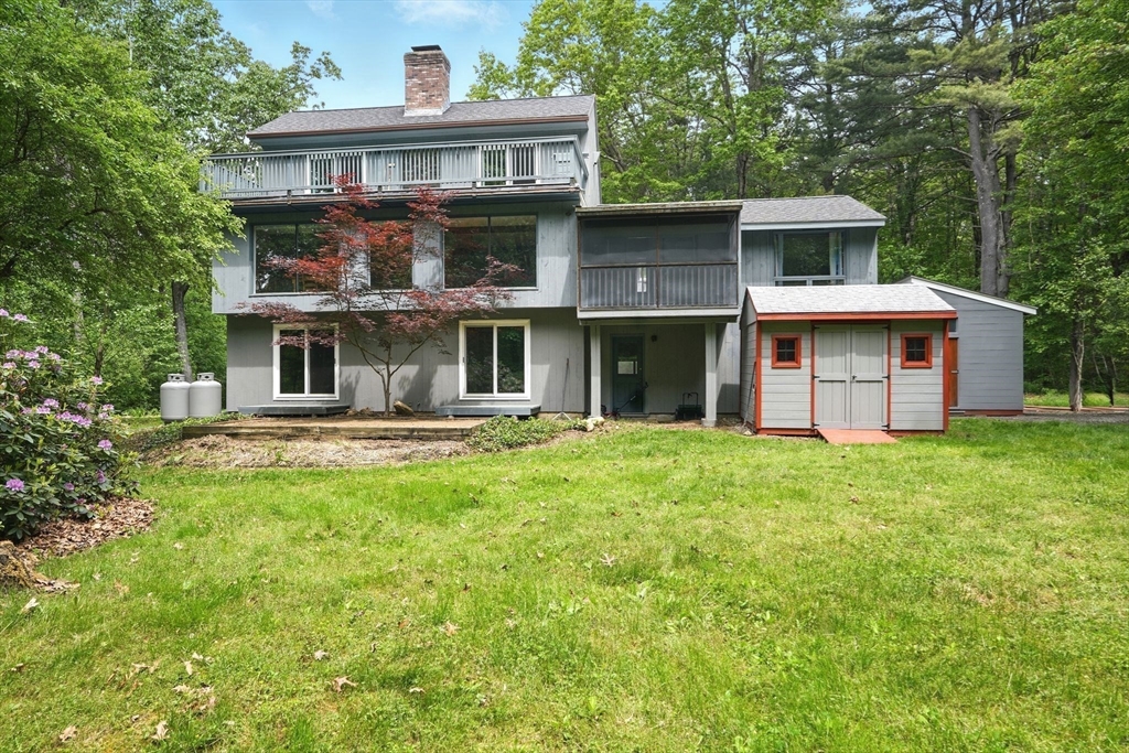 237 Shutesbury Road Amherst, MA 01002 - Photo 1 of 40