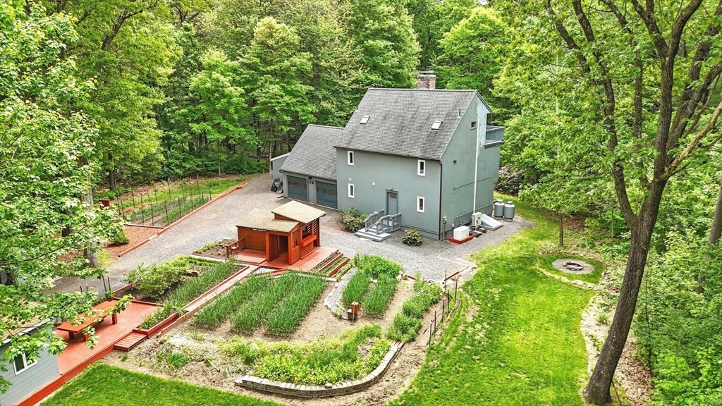 237 Shutesbury Road Amherst, MA 01002 - Photo 26 of 40