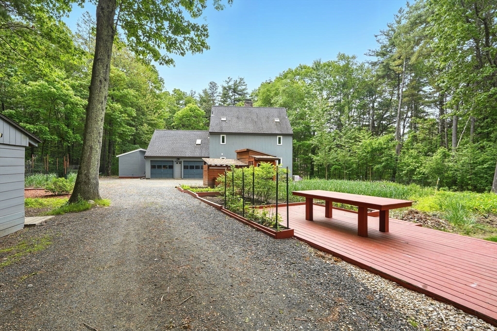 237 Shutesbury Road Amherst, MA 01002 - Photo 28 of 40