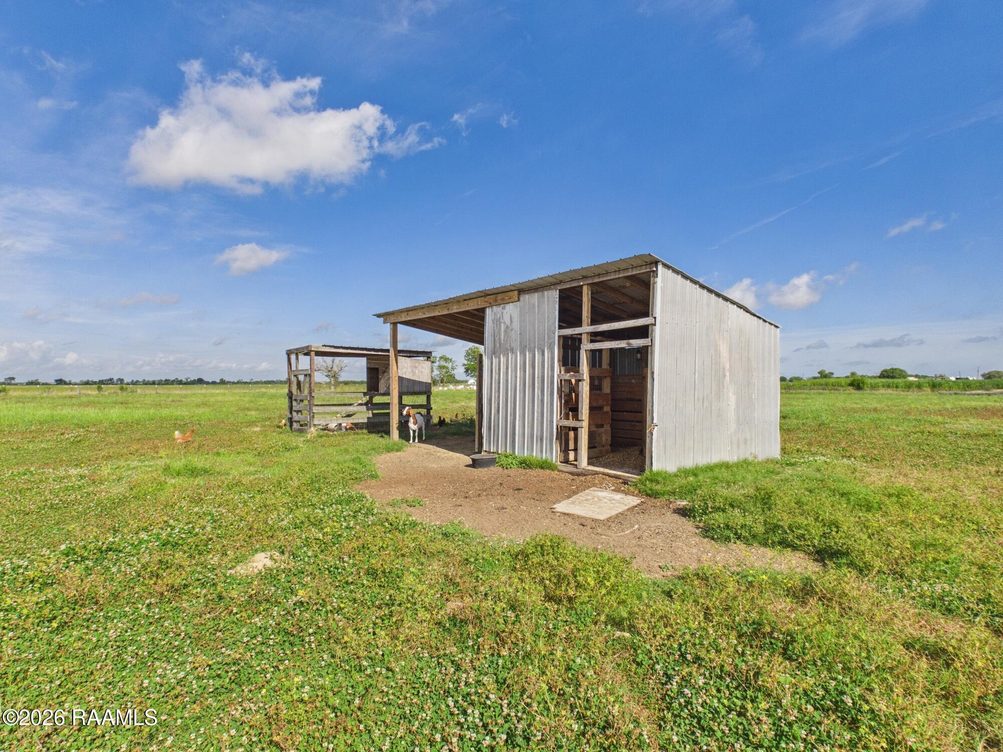12920 La Highway Kaplan, LA 70548 - Photo 18 of 37 CAM06275G6-PR0008-STILL014