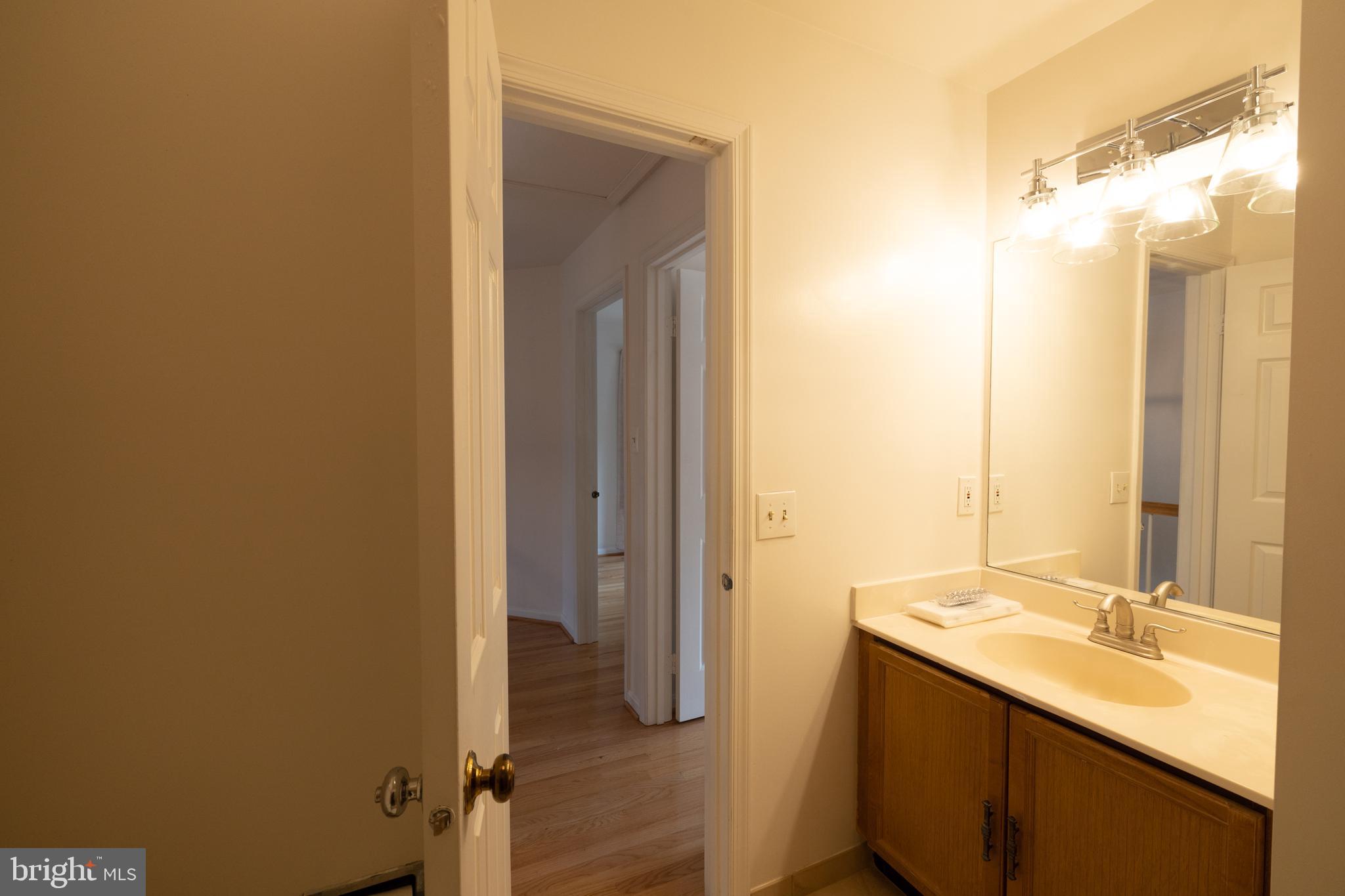 8326 Ridge Crossing Lane Springfield, VA 22152 - Photo 37 of 40 Gallery Image 37
