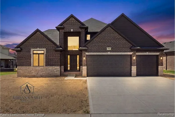 $659,900 | 35962 Cascade Drive, New Baltimore, MI 48047
