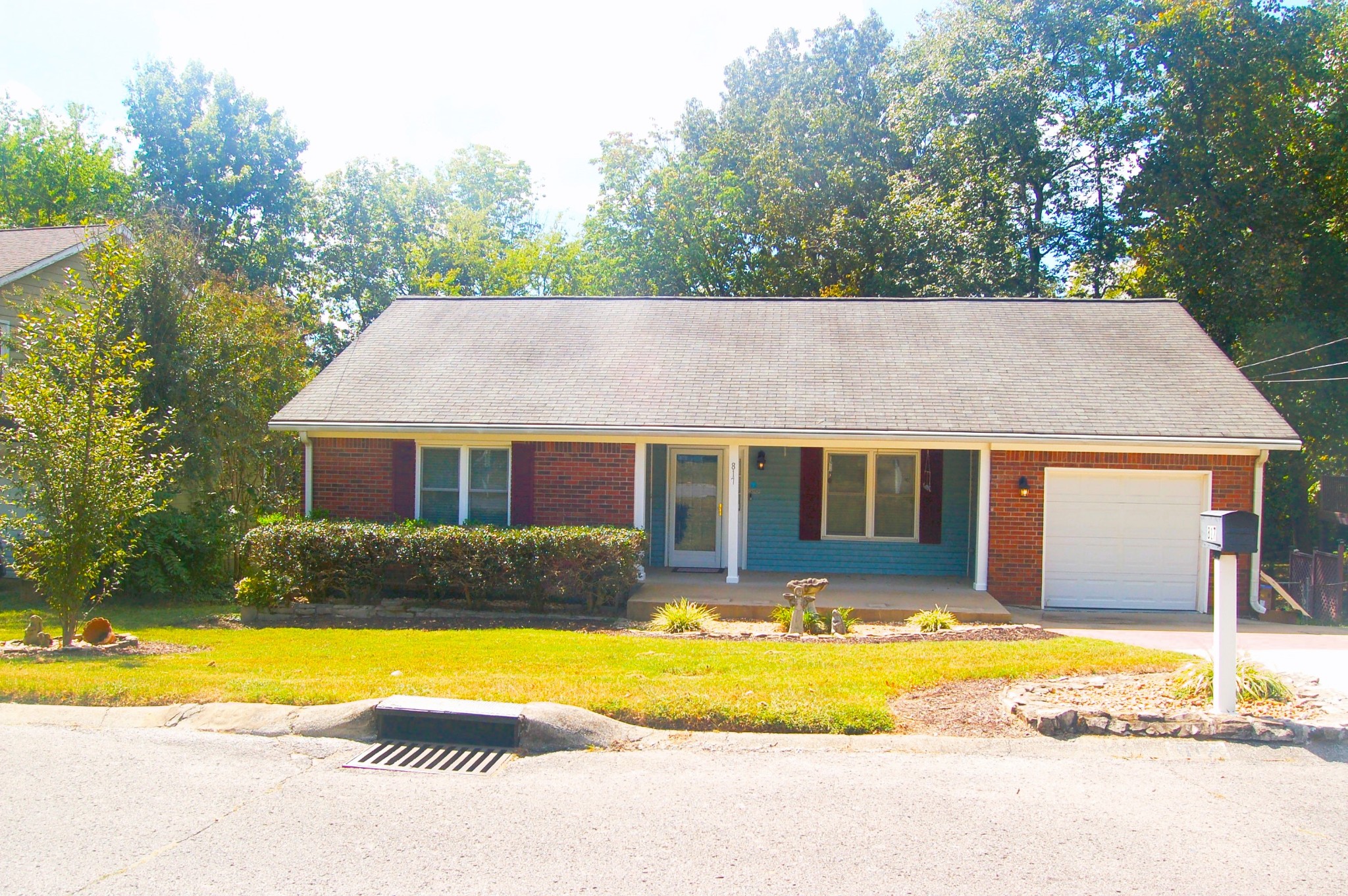 817 Bishopsgate Road Antioch, TN 37013 - Photo 2 of 34 Gallery Image 2