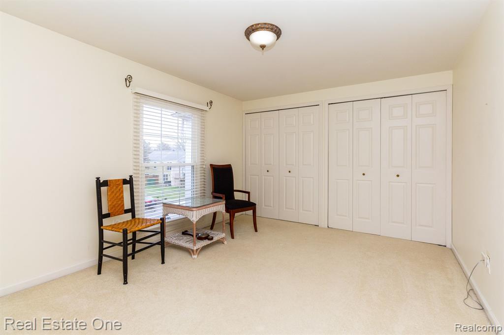 1439 Lantern Lane Rochester Hills, MI 48306 - Photo 21 of 39