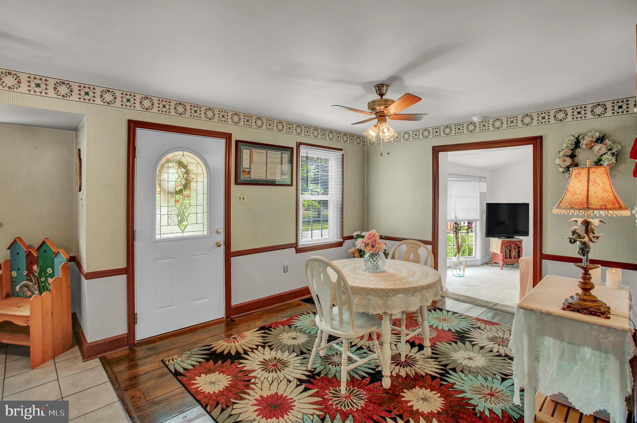 98 West Hanover Street Spring Grove, PA 17362 - Photo 14 of 38