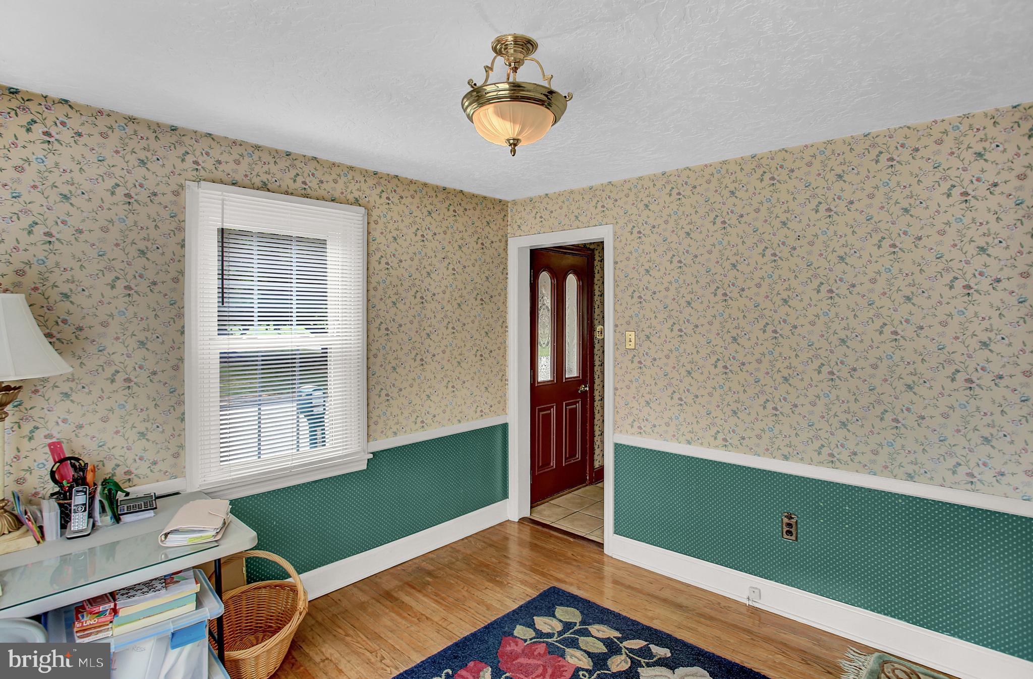 98 West Hanover Street Spring Grove, PA 17362 - Photo 25 of 38
