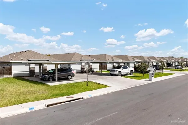 $1,125 | 1804 Davenport Street, Unit 4, Weslaco, TX 78596