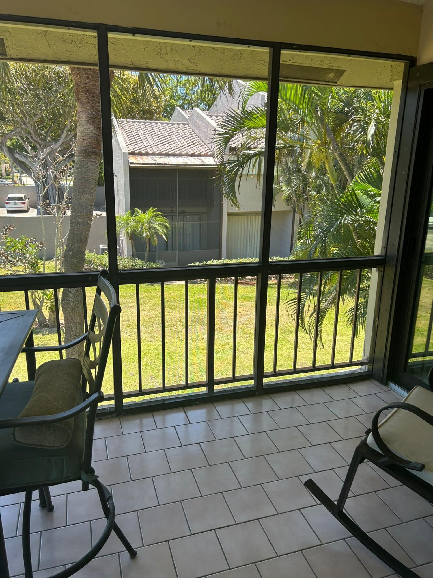 159 Northwest 70th Street, Unit 402 Boca Raton, FL 33487 - Photo 7 of 28 2ab2d634-6d52-4b89-8d5b-d19bcecfc904