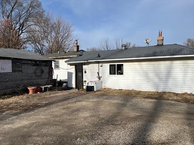 1502 Shultz Street Waterloo, IA 50707 - Photo 3 of 3 Gallery Image 3