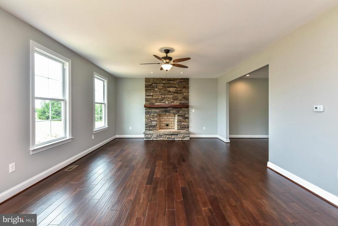 12313 Elk Run Road Midland, VA 22728 - Photo 9 of 27 Family Room