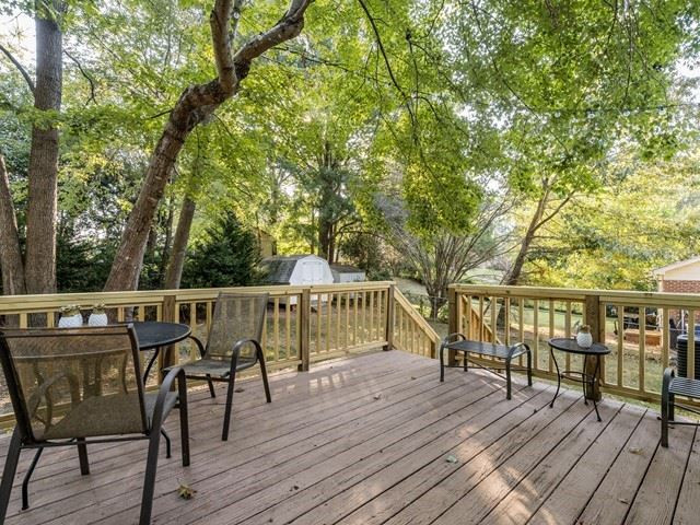 7608 Idolbrook Lane Raleigh, NC 27615 - Photo 18 of 23 Deck
