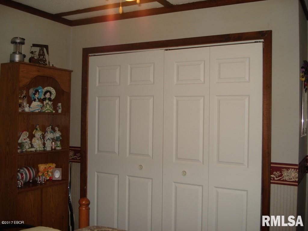 375 Locust Road Ozark, IL 62972 - Photo 14 of 41
