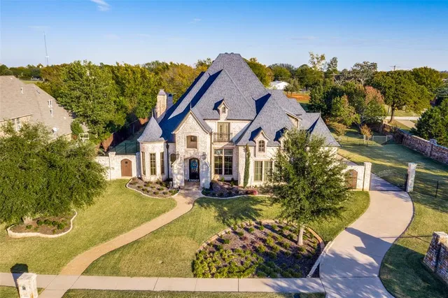 $2,000,000 | 4901 Rockrimmon Court, Colleyville, TX 76034