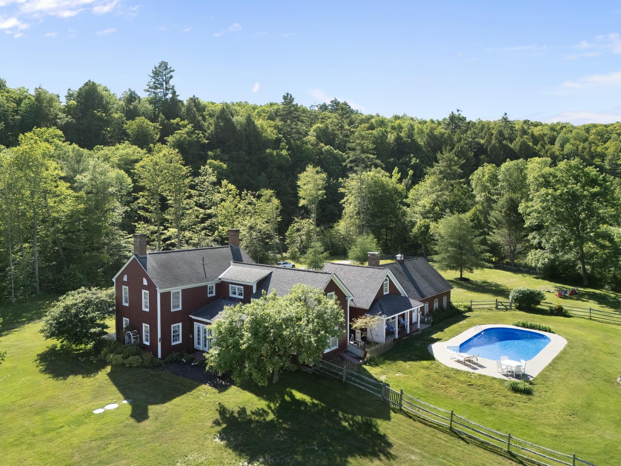 364 Houghtonville Road Grafton, VT 05146 - Photo 4 of 50