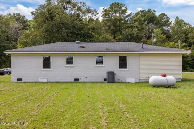 $220,000 | 1117 South Grimesland Bridge Road, Grimesland, NC 27837