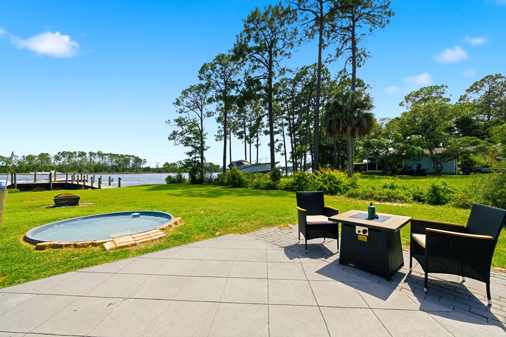 427 River Road Carrabelle, FL 32322 - Photo 7 of 70