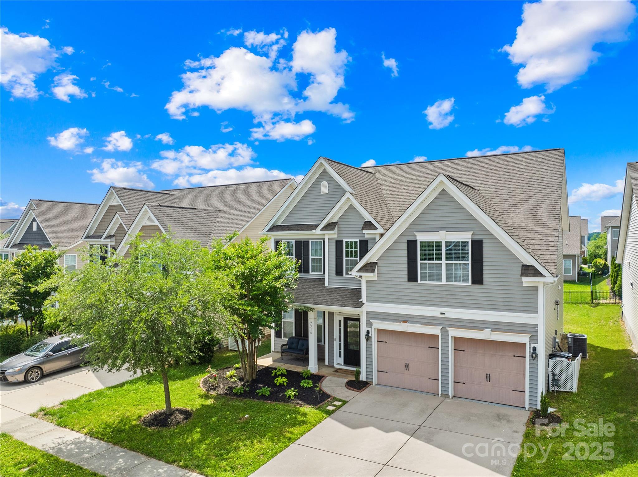 7316 Hamilton Bridge Road Charlotte, NC 28278 - Photo 1 of 47 Gallery Image 1