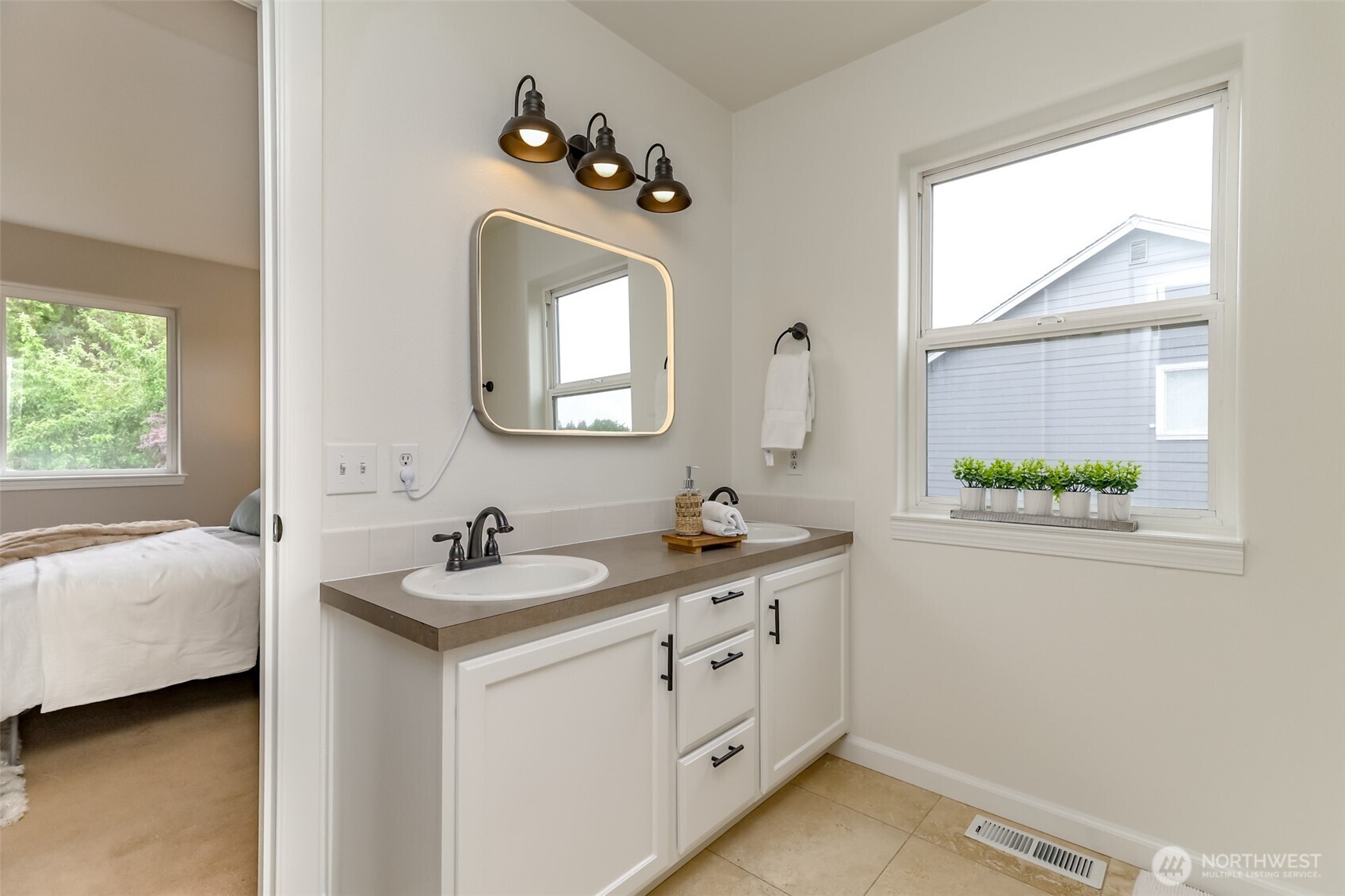 6529 60th Street West University Place, WA 98467 - Photo 31 of 38