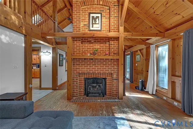 a view of an outdoor space