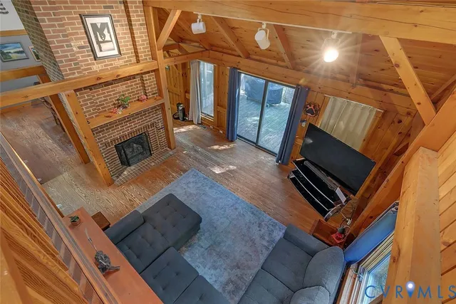 a view of an outdoor space