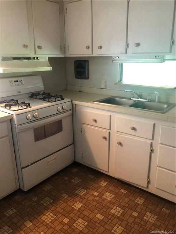6157 Raintree Circle Concord, NC 28027 - Photo 8 of 26 Gallery Image 8