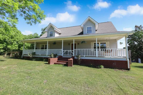 $415,000 | 2371 Baker Bridge Road Northeast, Charleston, TN 37310