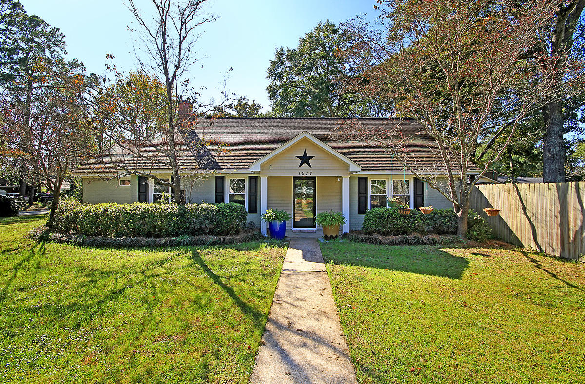 1217 Myrick Road Mount Pleasant, SC 29464 - Photo 1 of 42 CREM_1217 Myrick_003